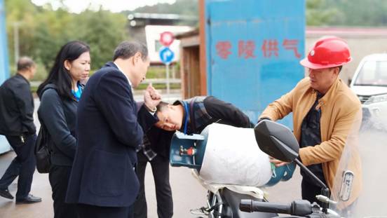 b6839dd146d2e51620694f7c76ad21d