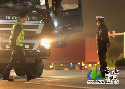 00806e84d5bc9d85abf47a75cb0ffd53.jpg 00806e84d5bc9d85abf47a75cb0ffd53.jpg