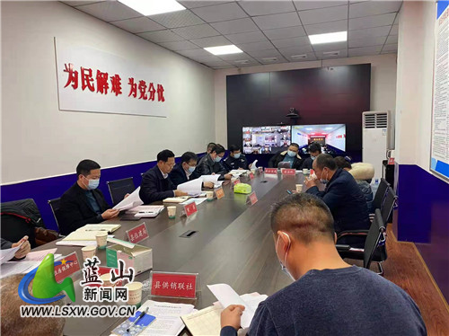 县委书记公开接访 倾情听民声解民忧.jpg 县委书记公开接访 倾情听民声解民忧.jpg