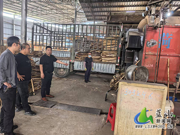 蓝山：积极推进锅炉淘汰 共筑绿色发展.jpg