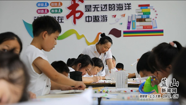 我县企业开设暑假安亲班 点亮孩子多彩假期1.jpg