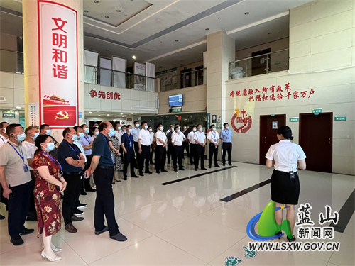 全市深化医药卫生体制改革工作推进会召开.jpg 全市深化医药卫生体制改革工作推进会召开.jpg