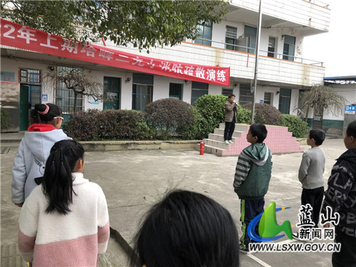 proxy - 2022-03-01T170023.857.jpg proxy - 2022-03-01T170023.857.jpg