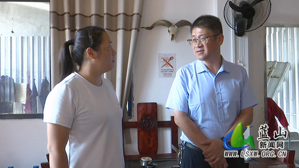 蓝山:李艳辉带队调研督导野生动物保护工作.jpg 蓝山:李艳辉带队调研督导野生动物保护工作.jpg