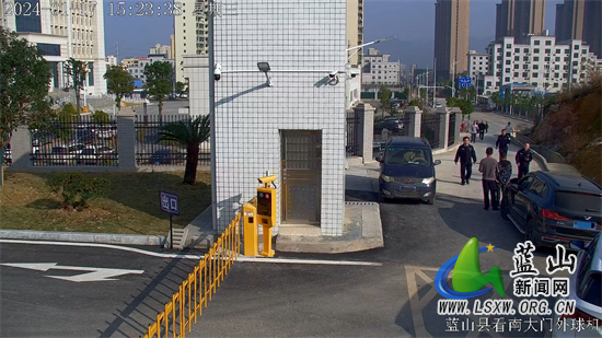 我县一网逃人员现身看守所被当场抓获.jpg 我县一网逃人员现身看守所被当场抓获.jpg