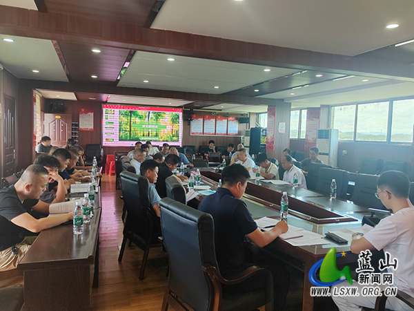 蓝山县林业局开展护林员专项培训,筑牢森林资源安全防线.jpg 蓝山县林业局开展护林员专项培训,筑牢森林资源安全防线.jpg