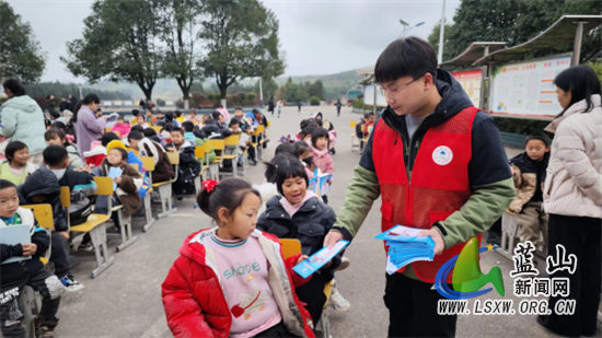 f8d1609be1575132140ec496358f4fc1.jpg f8d1609be1575132140ec496358f4fc1.jpg