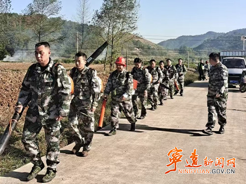 宁远:以练促防 开展森林防灭火应急演练_副本500.jpg 宁远:以练促防 开展森林防灭火应急演练_副本500.jpg