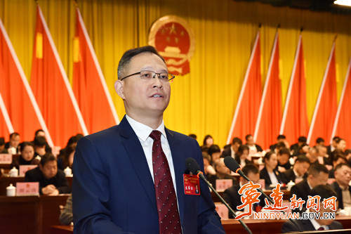 【聚焦两会】宁远县第十八届人民代表大会第五次会议隆重开幕2_副本500.jpg 【聚焦两会】宁远县第十八届人民代表大会第五次会议隆重开幕2_副本500.jpg