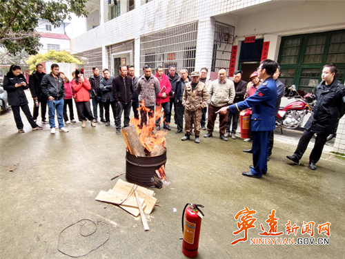 宁远县清水桥镇：抓实安全培训 筑牢行业防线_副本500.png