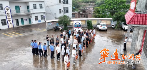 宁远：以练筑防 以演备战_副本500.jpg