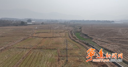 宁远:加快高标准农田建设 持续夯实农业“耕”基3_副本500.jpg 宁远:加快高标准农田建设 持续夯实农业“耕”基3_副本500.jpg