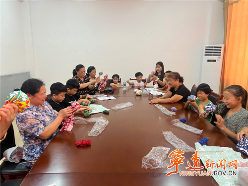 宁远民政局：多彩暑期关爱活动2_副本500.png