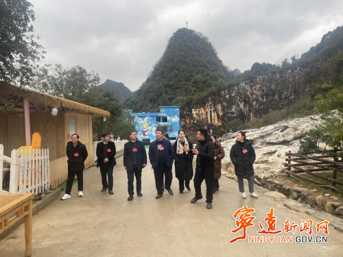 宁远:人大代表进企业 服务质效双提升_副本500.jpg 宁远:人大代表进企业 服务质效双提升_副本500.jpg