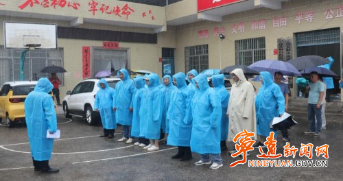 宁远县桐山街道：以练备战 筑牢防线_副本500.jpg