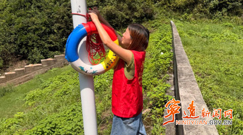 宁远县天堂镇:扎实筑牢水域安全防护网_副本_副本500.jpg 宁远县天堂镇:扎实筑牢水域安全防护网_副本_副本500.jpg