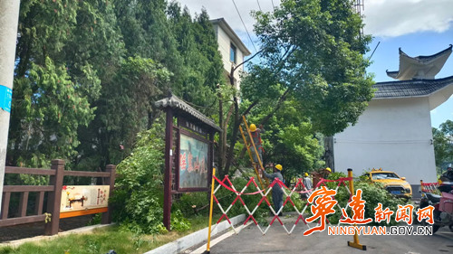 宁远:电力“满格”服务避暑度夏有“凉”策_副本500.jpg 宁远:电力“满格”服务避暑度夏有“凉”策_副本500.jpg