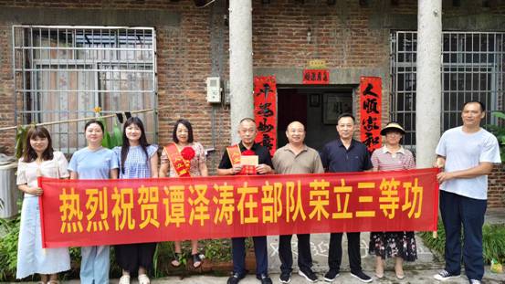 be14a5fc7a343e4a76c07494be3bc43