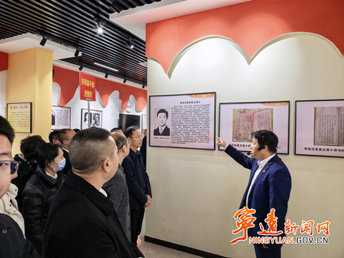 宁远:行走课堂淬炼初心 立体教材激发斗志_副本500.jpg 宁远:行走课堂淬炼初心 立体教材激发斗志_副本500.jpg