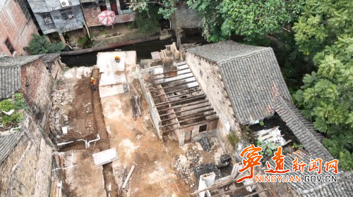 宁远东外街:全力冲刺项目收尾2_副本500.jpg 宁远东外街:全力冲刺项目收尾2_副本500.jpg