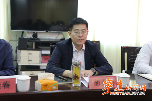 胡勇刚在仁和镇公开接待来访群众2_副本500.jpg 胡勇刚在仁和镇公开接待来访群众2_副本500.jpg