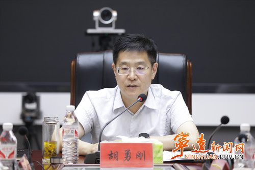 宁远召开安全生产和消防、森林防灭火工作紧急调度会2_副本500.jpg 宁远召开安全生产和消防、森林防灭火工作紧急调度会2_副本500.jpg