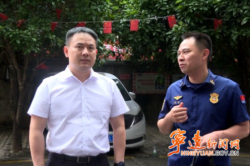 林亮亮调研食品安全和消防安全工作_副本500.jpg 林亮亮调研食品安全和消防安全工作_副本500.jpg