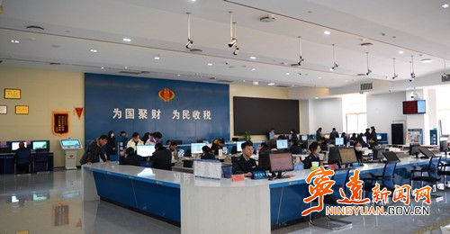 宁远：政务服务跑出便民利企 “加速度”2_副本500.jpg
