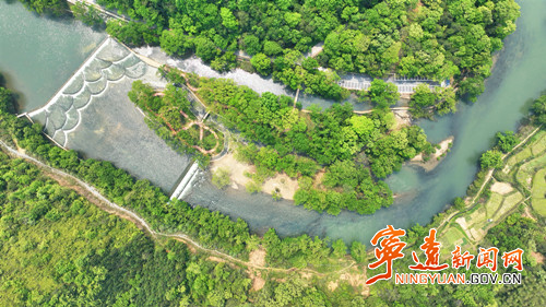 宁远：春风又绿五里沟 生态美景入画来4_副本500.jpg