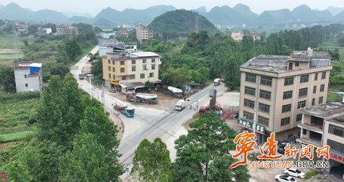 【聚焦国省道沿线交通事故精准防控】宁远冷水镇:强化数字化建设 织牢国省道安全“防护网”2_副本500.jpg 【聚焦国省道沿线交通事故精准防控】宁远冷水镇:强化数字化建设 织牢国省道安全“防护网”2_副本500.jpg