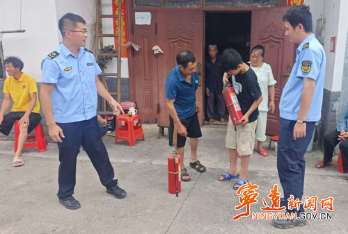 宁远县五龙山瑶族乡：开展消防应急演练_副本_副本500.jpg