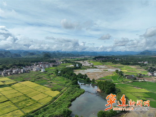 【美景不远·就在宁远】宁远冷水镇：泠江润沃土 田园入画卷_副本500.jpg