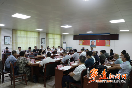 胡勇刚深入乡镇调研基层减负赋能工作2_副本500.jpg 胡勇刚深入乡镇调研基层减负赋能工作2_副本500.jpg