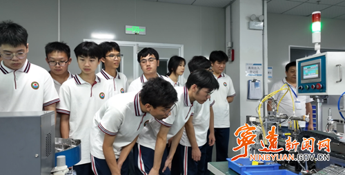 宁远：研学探秘锂电智造 产教融合点亮科创未来2_副本500.png