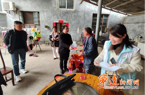宁远:寒冬慰问暖人心 真情帮扶显担当_副本500.png 宁远:寒冬慰问暖人心 真情帮扶显担当_副本500.png