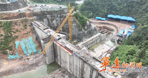 宁远:冲刺年底大坝封顶 多功能水利工程加速成型_副本500.png 宁远:冲刺年底大坝封顶 多功能水利工程加速成型_副本500.png