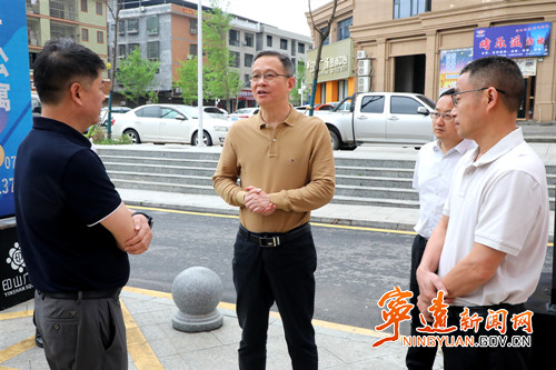 毛政调研重点项目建设工作_副本500.jpg