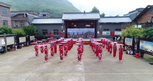 宁远:各展其能 凝心聚力创5A4_副本500.jpg 宁远:各展其能 凝心聚力创5A4_副本500.jpg