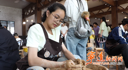 宁远九嶷山：沉浸式非遗体验 点亮周末微度假2_副本500.png