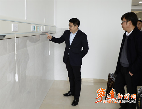 胡勇刚调研指导县中医医院搬迁工作_副本500.jpg 胡勇刚调研指导县中医医院搬迁工作_副本500.jpg