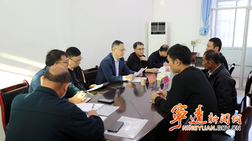 毛政在湾井镇公开接待群众_副本500.jpg 毛政在湾井镇公开接待群众_副本500.jpg