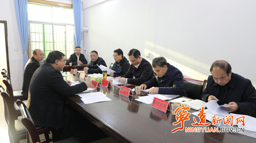 毛政深入湾井镇调度包案信访事项_副本500.jpg 毛政深入湾井镇调度包案信访事项_副本500.jpg