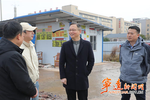 毛政：凝心聚力推项目 实干担当谋发展_副本500.jpg