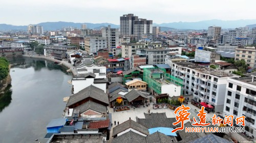 宁远东外街:全力冲刺项目收尾1_副本500.jpg 宁远东外街:全力冲刺项目收尾1_副本500.jpg