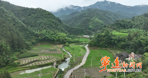 宁远白公殿村:月例会开出新变化3_副本500.jpg 宁远白公殿村:月例会开出新变化3_副本500.jpg