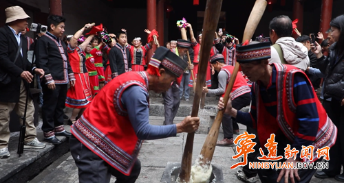 宁远：糯香四溢年味浓 古村同心打粑粑2_副本500.png