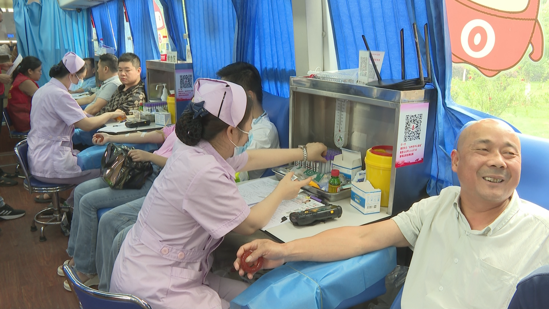 无偿献血-2.bmp 无偿献血-2.bmp