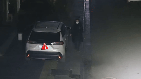 男子深夜“拉车门”盗窃，双牌民警迅速拿下（图2）.gif