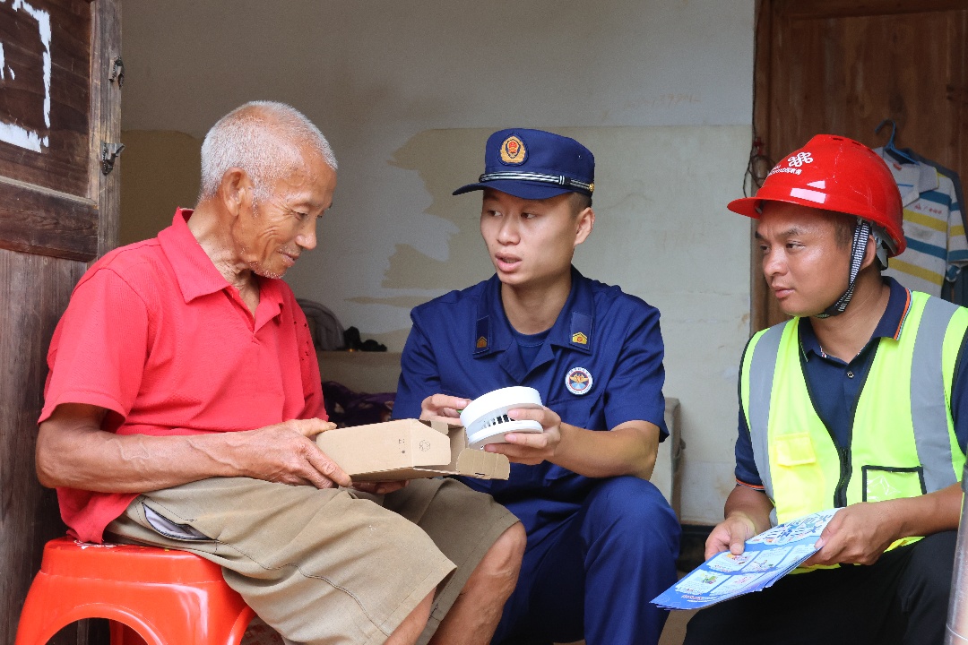 2D6A9915.JPG 2D6A9915.JPG