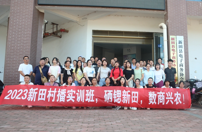 KR8A4569.JPG KR8A4569.JPG